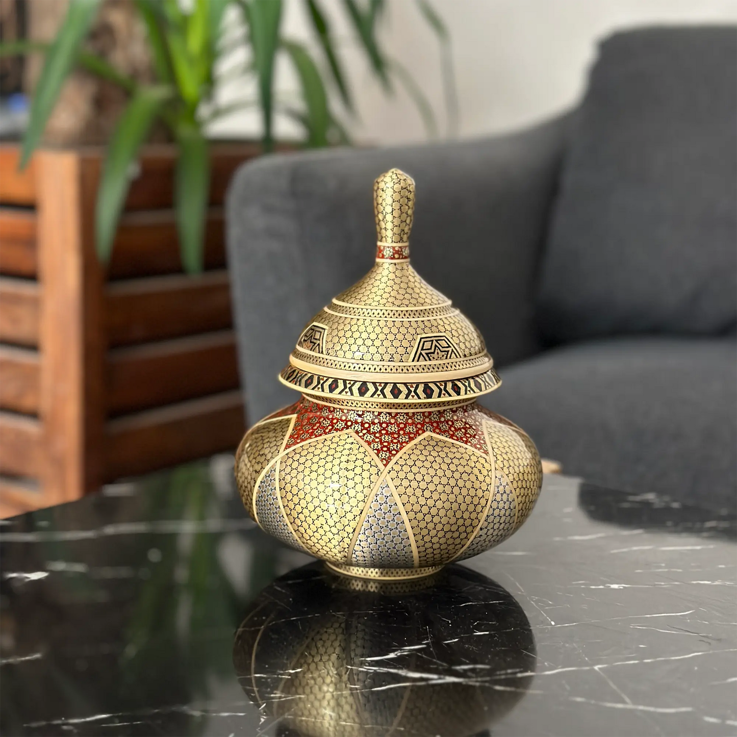 Decorative Pot